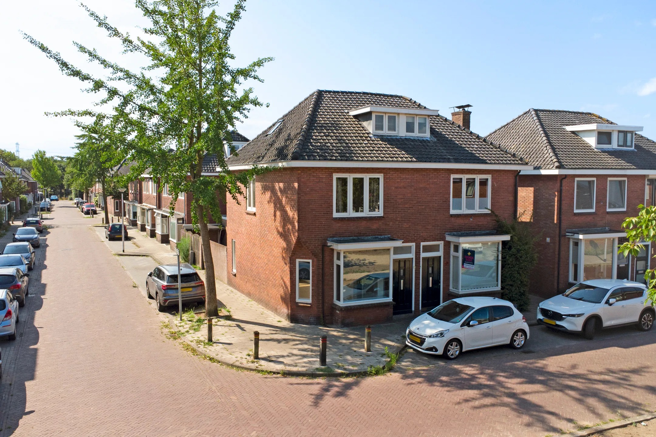2-onder-1-kapwoning Van Heutzplein 14 in Enschede