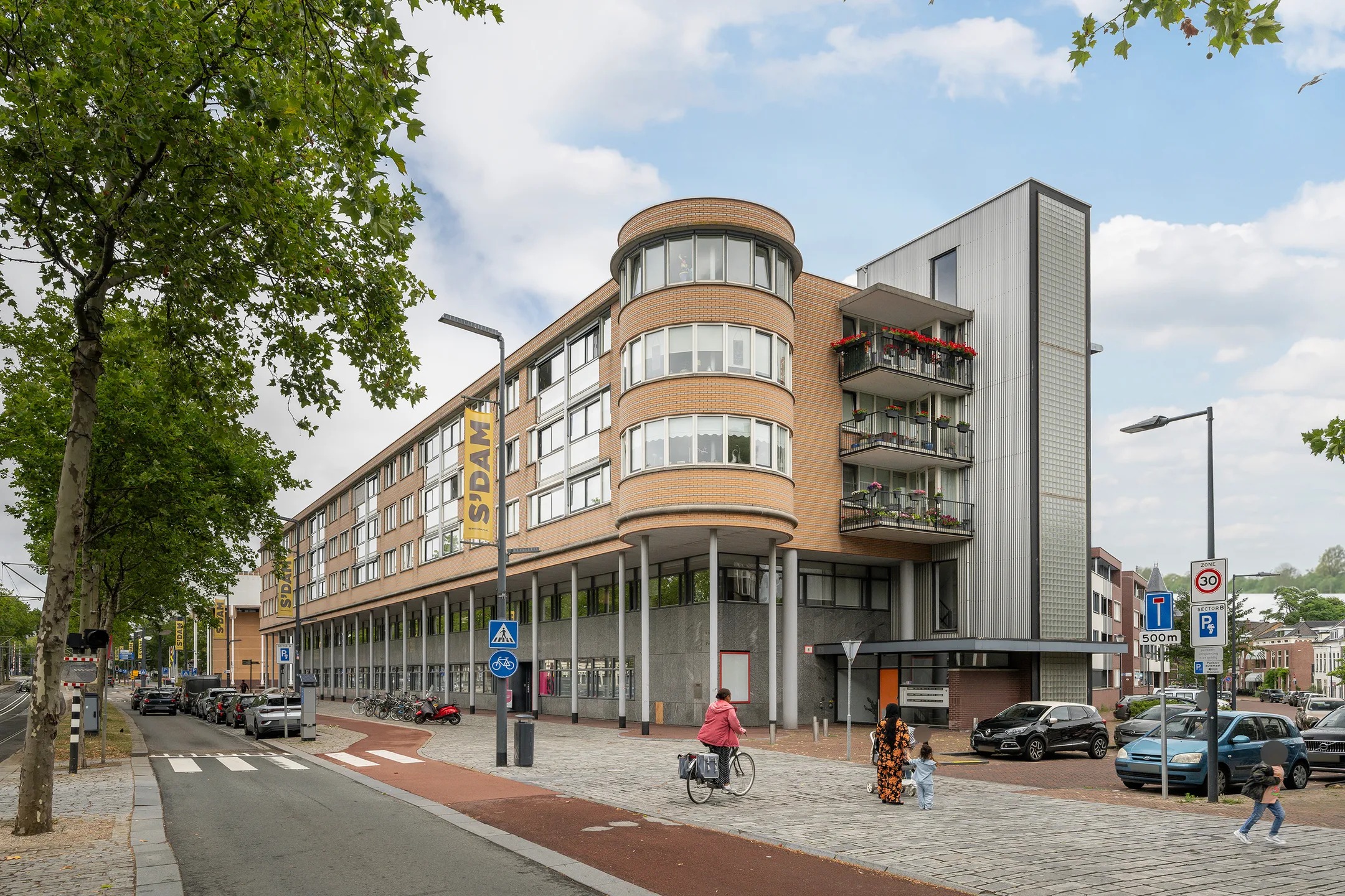 Galerijflat Broersvest 102 in Schiedam