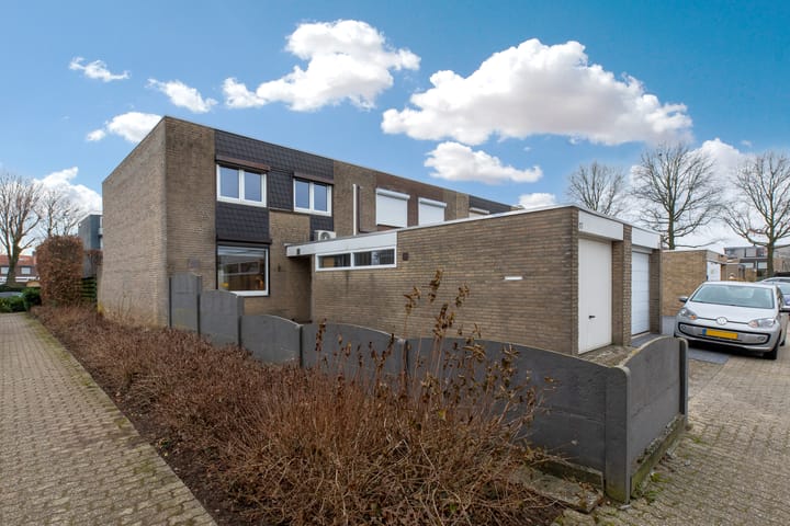 Hoekwoning De Maar 10 in Landgraaf