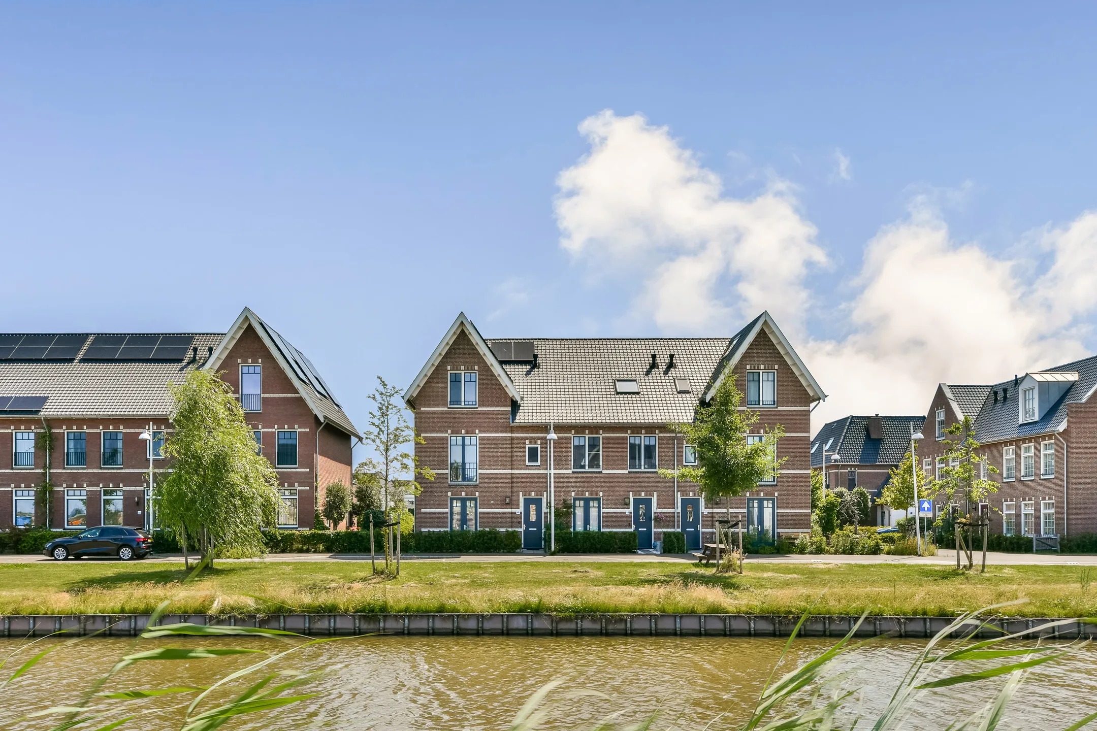 Hoekwoning Fort Rhijnauwenstraat 46 in Weesp