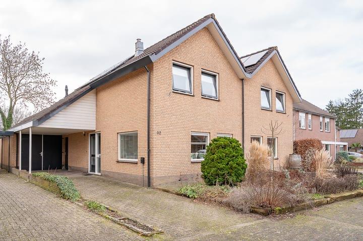 Halfvrijstaande woning Jan Bosstraat 32 Giesbeek
