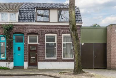 Hoekwoning Rivierstraat 2 in Eindhoven