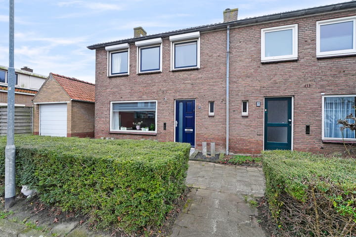 Hoekwoning Prins Hendrikstraat 80 in Oost-Souburg