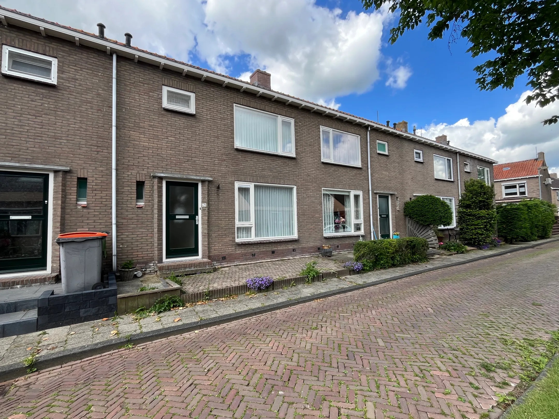 Tussenwoning IJsselmeerweg 21 in Marken