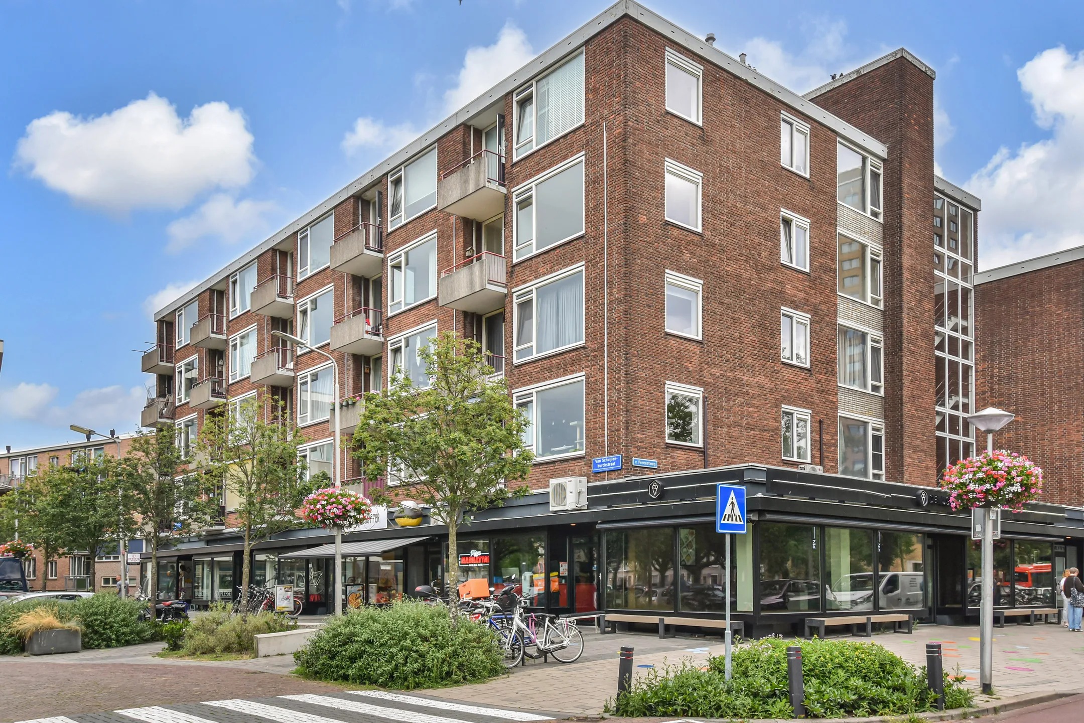Portiekflat Van Foreestweg 92 in Delft