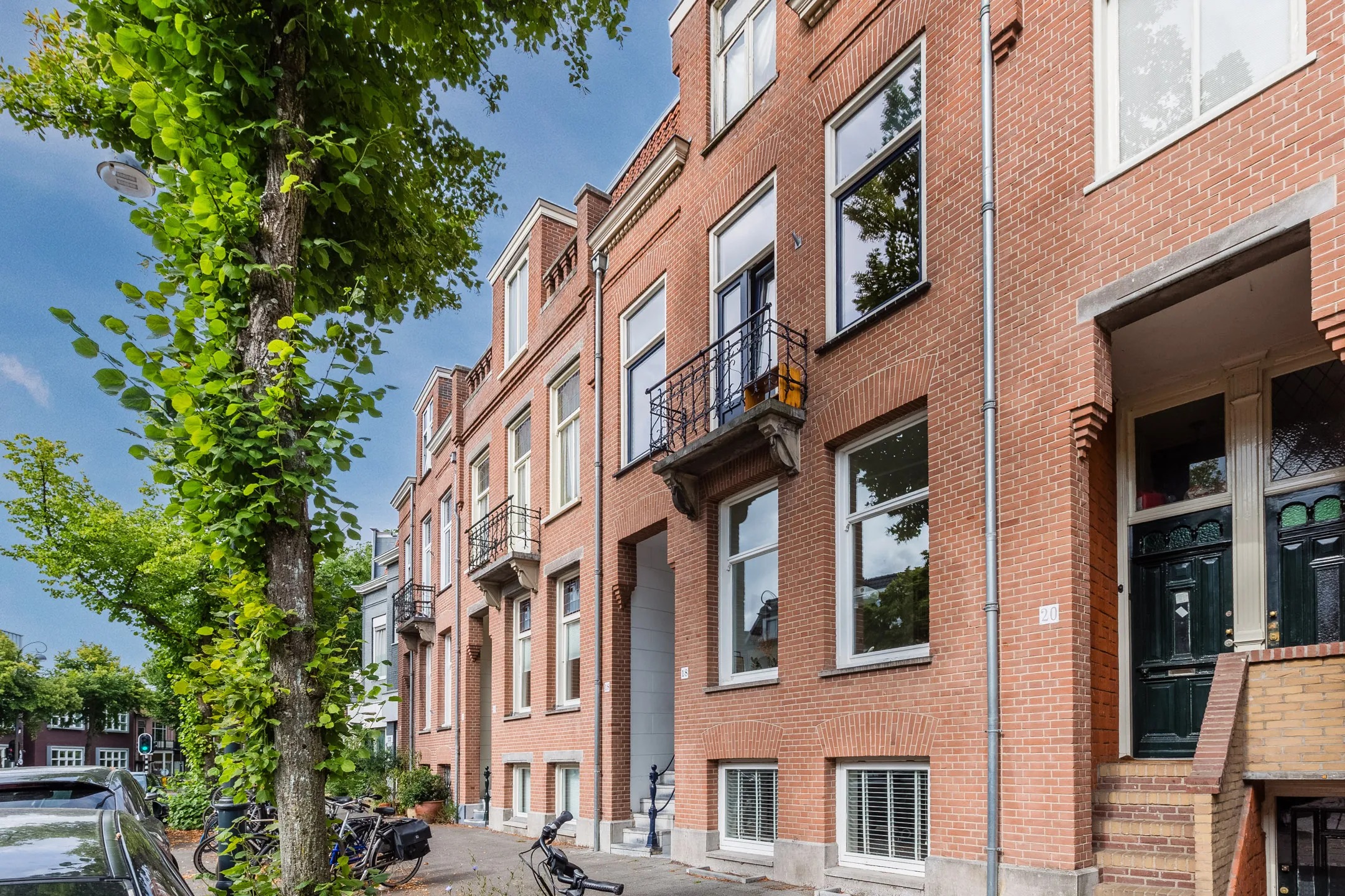 Beneden + bovenwoning Velserstraat 18 ZW Haarlem
