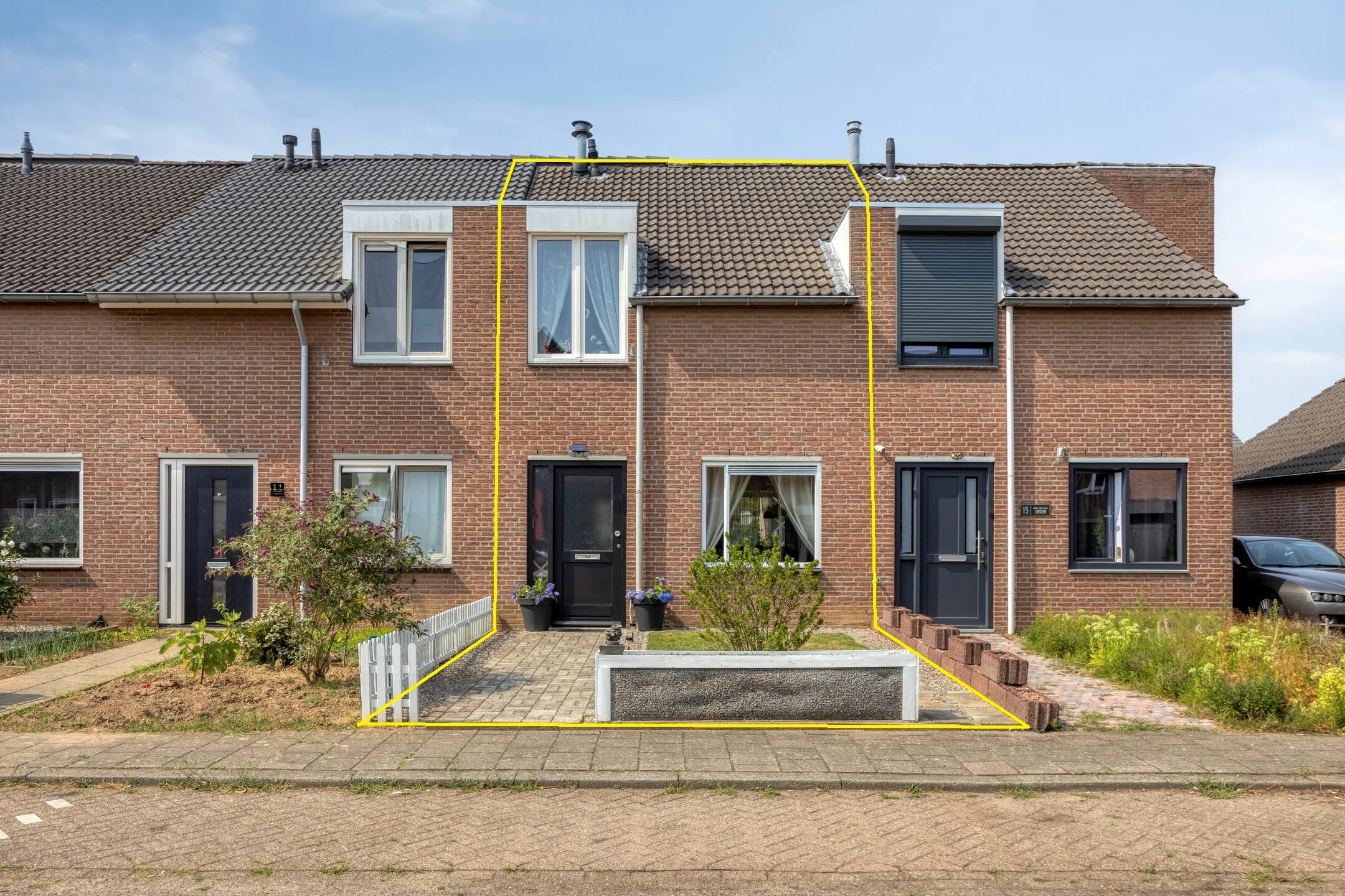 Tussenwoning Merkelstraat 13 in Maasbracht