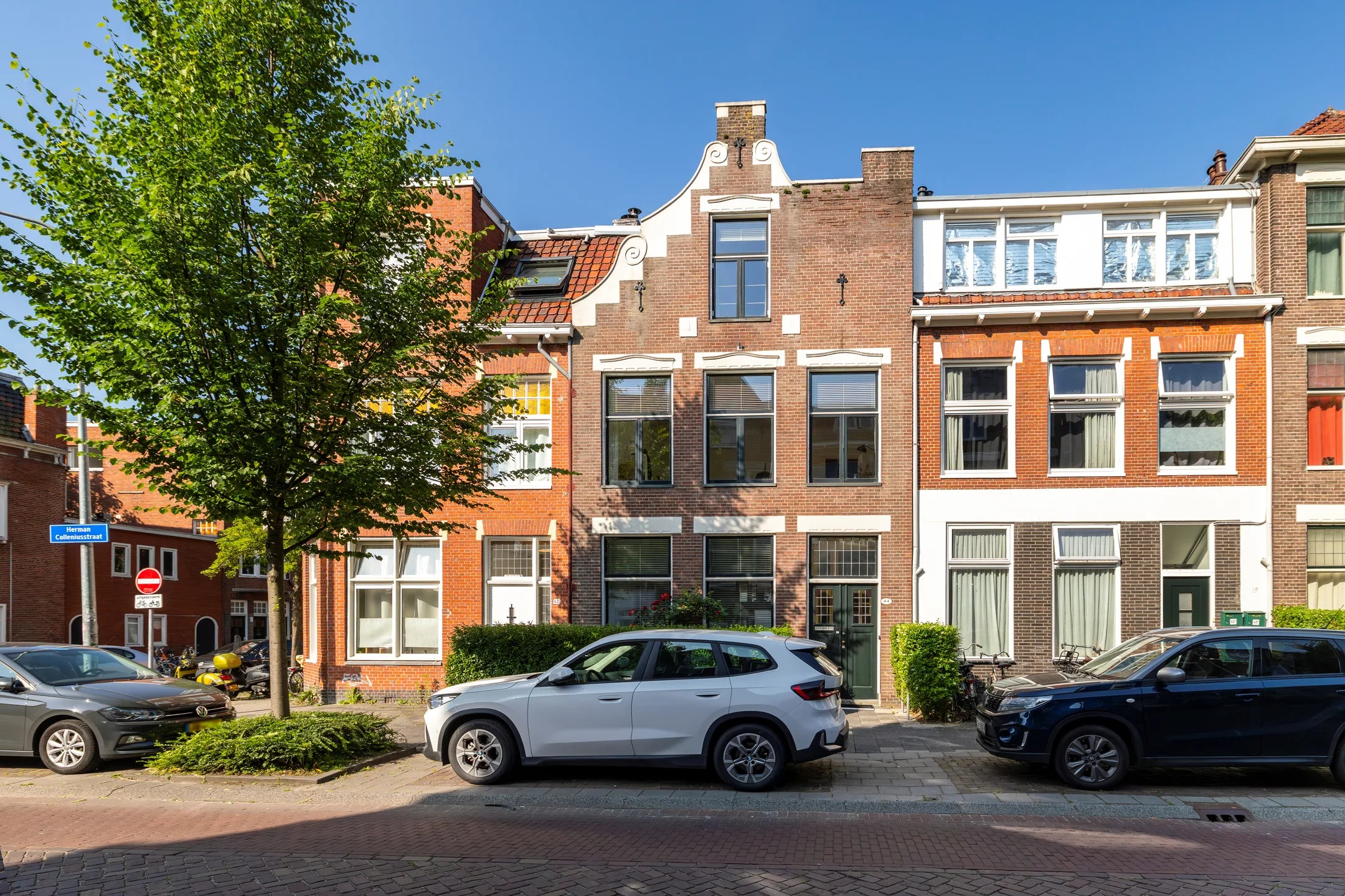 Tussenwoning Herman Colleniusstraat 44 in Groningen