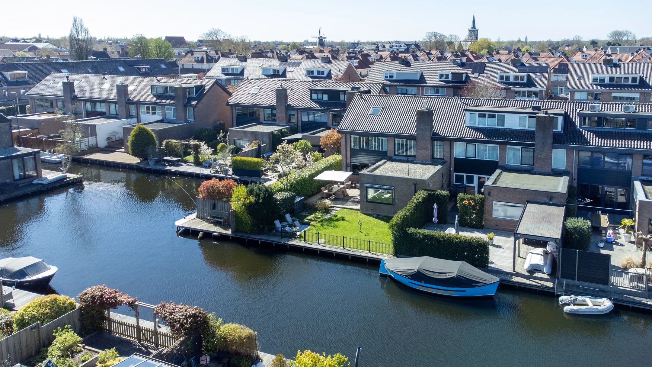 Hoekwoning Ringvaartzijde 54 in Aalsmeer