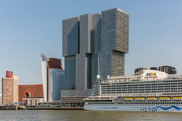 Portiekflat Wilhelminakade 205 in Rotterdam