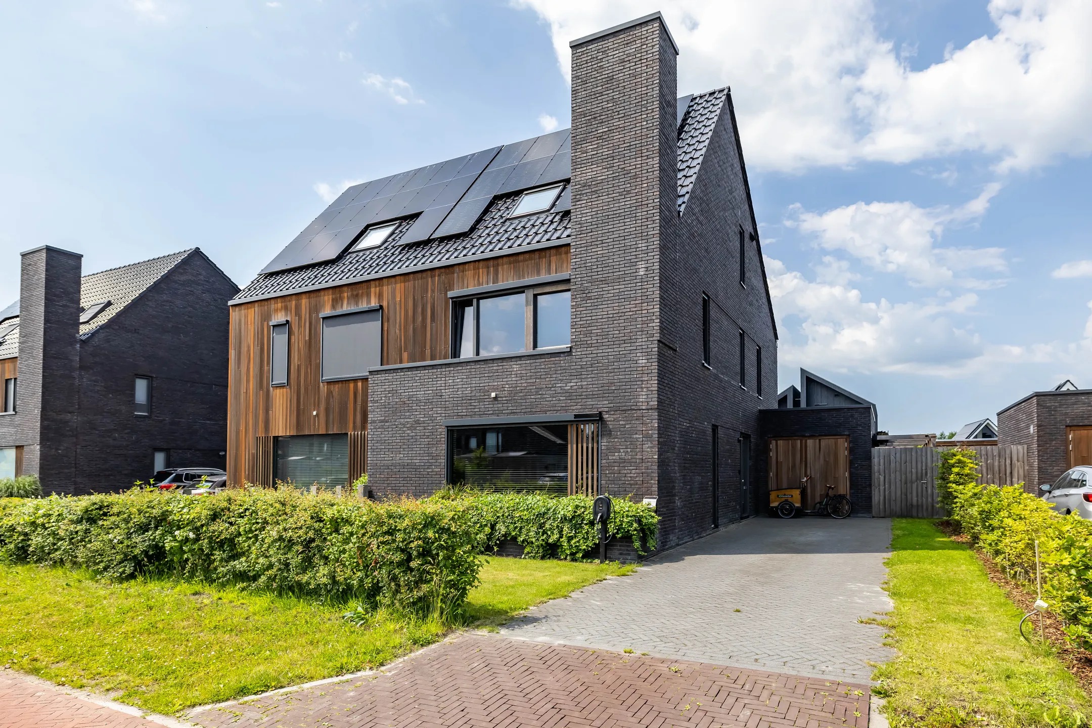 2-onder-1-kapwoning De Koraaljuffer 18 in Eelderwolde