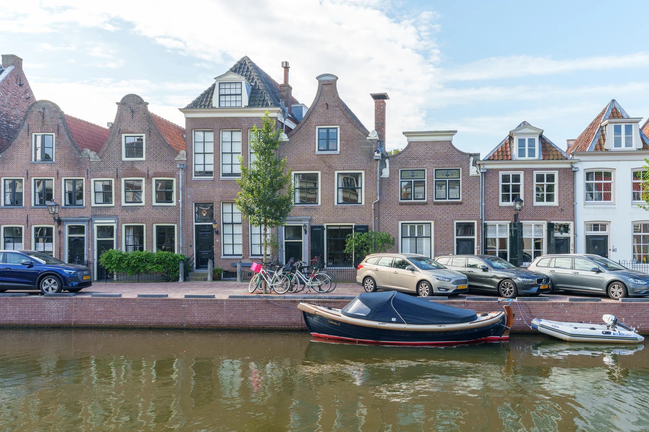 Tussenwoning Schippersgracht 11 in Maarssen