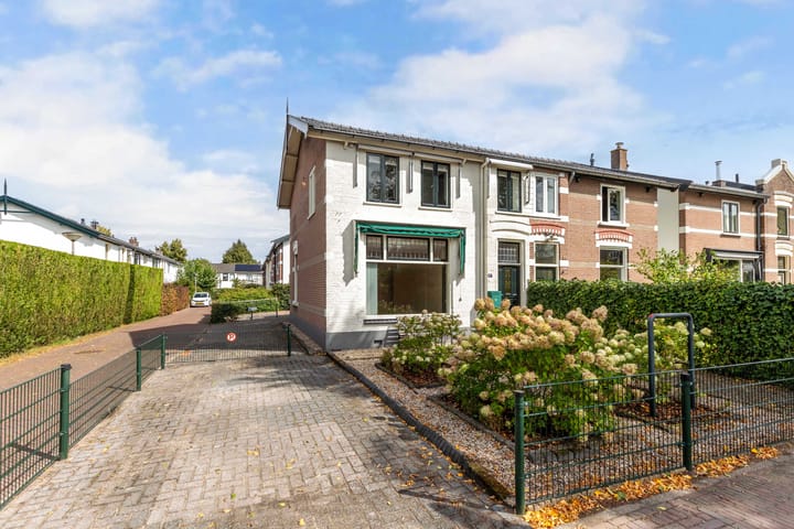 Hoekwoning Lindenlaan 89 Huizen