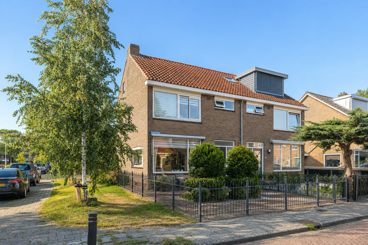 2-onder-1-kapwoning Cederstraat 20 in Zaandam