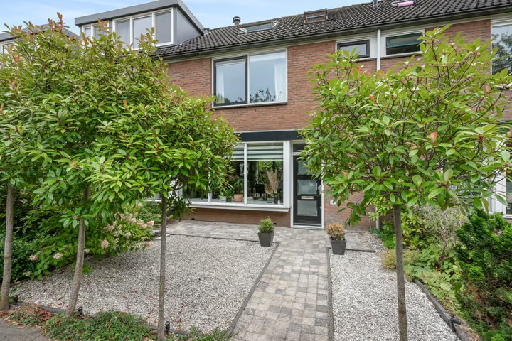 Tussenwoning Anne Franklaan 30 in Bilthoven