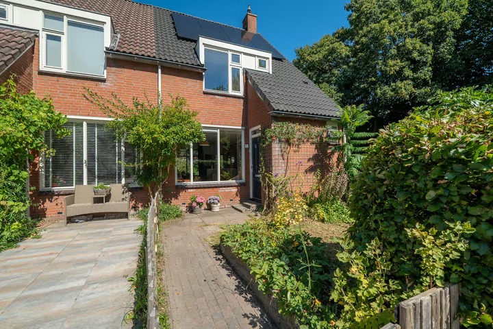 Hoekwoning Framaheerd 1 Groningen