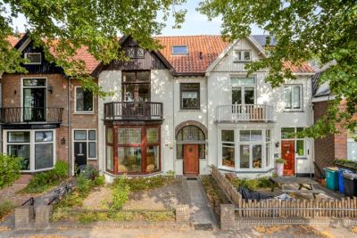 Herenhuis, tussenwoning Delftweg 17 in Rijswijk