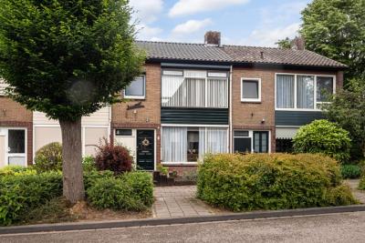 Eengezinswoning, tussenwoning Van Brakellaan 4 in Doesburg