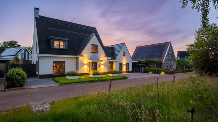 Villa, vrijstaande woning Lorentzlaan 7 a in Almelo