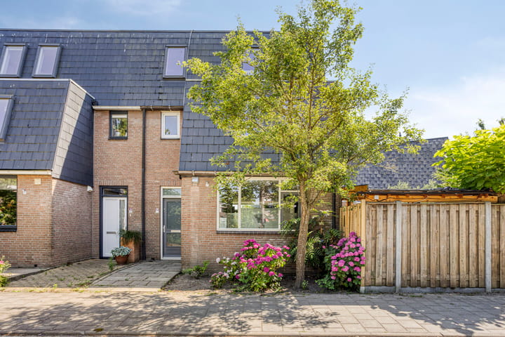 Eengezinswoning, hoekwoning Tjalk 38 60 Lelystad