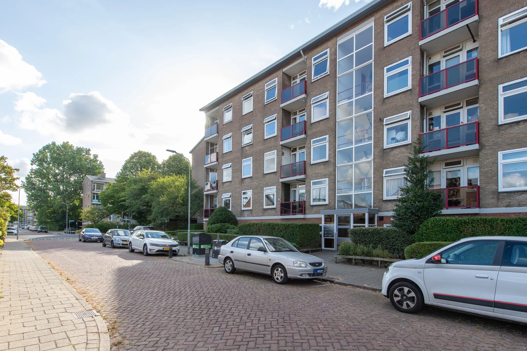 Portiekflat Zeelaan 67 in Heemskerk