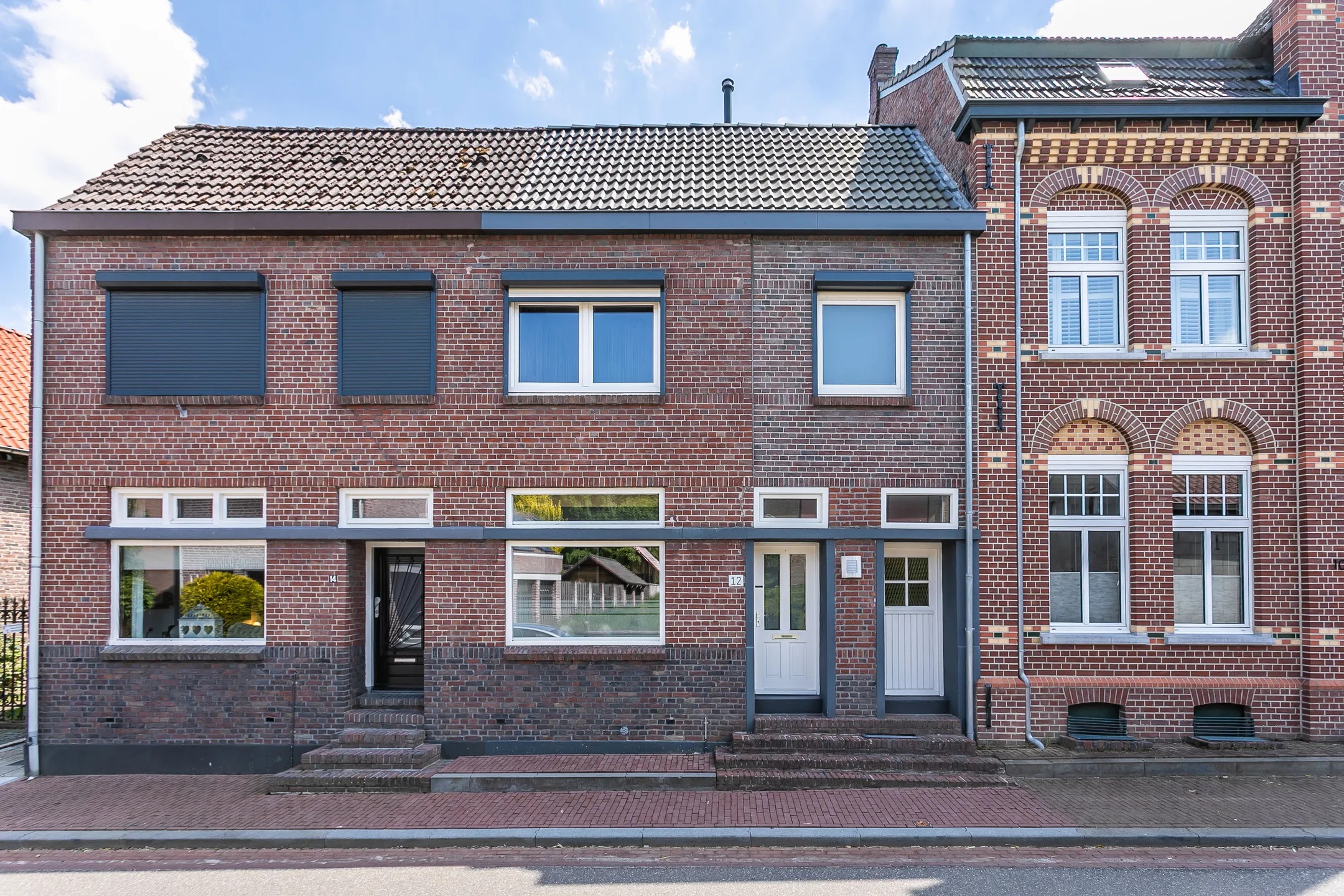 Tussenwoning Monseigneur Mannensstraat 12 in Merkelbeek