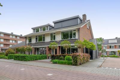 Hoekwoning Prinses Beatrixlaan 8 in Waddinxveen