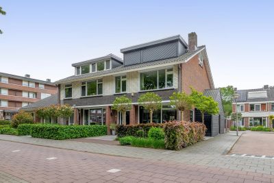 Hoekwoning Prinses Beatrixlaan 8 in Waddinxveen