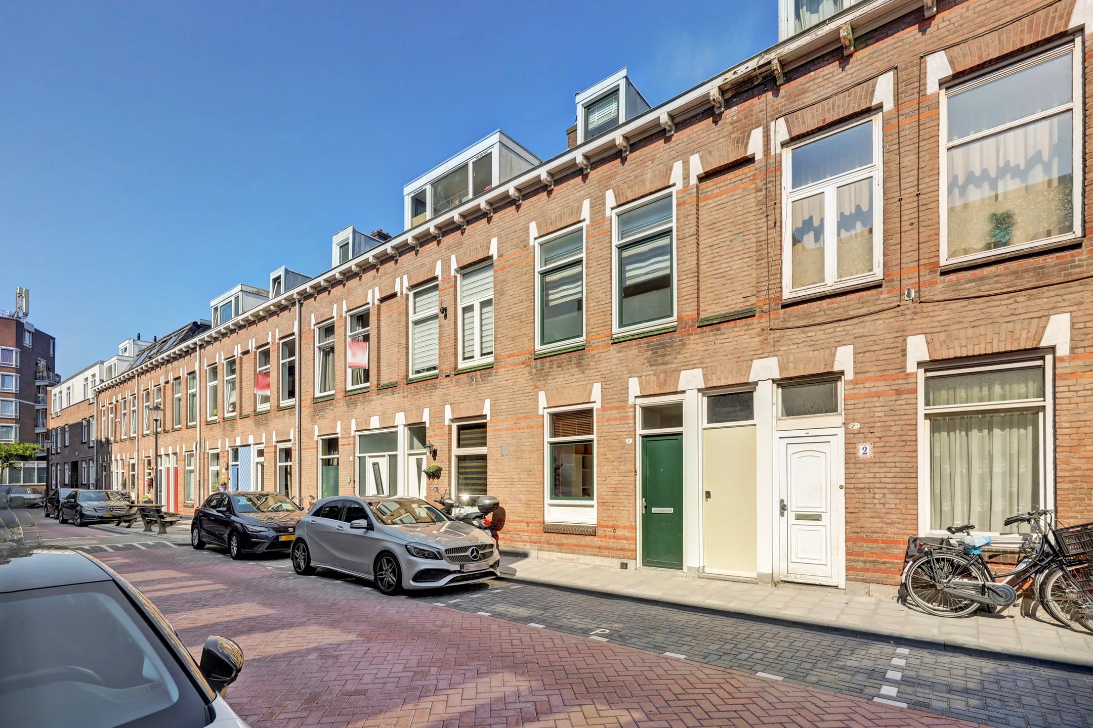 Tussenwoning Maasdamsestraat 4 in Schiedam