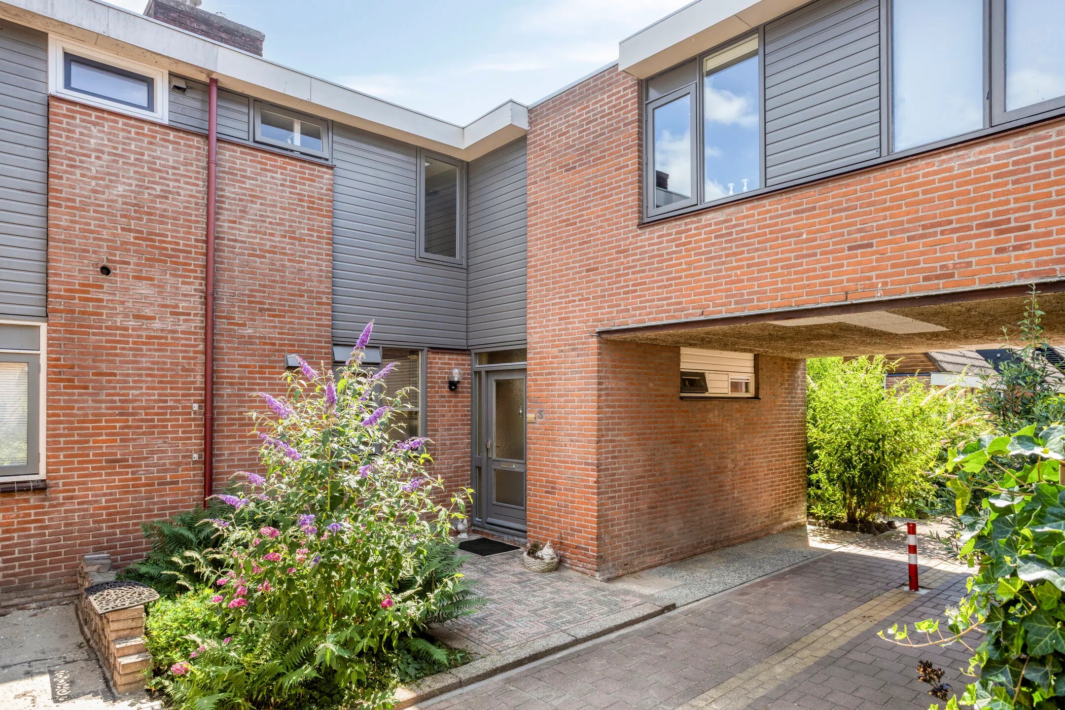 Hoekwoning Itterbeek 3 in Pijnacker