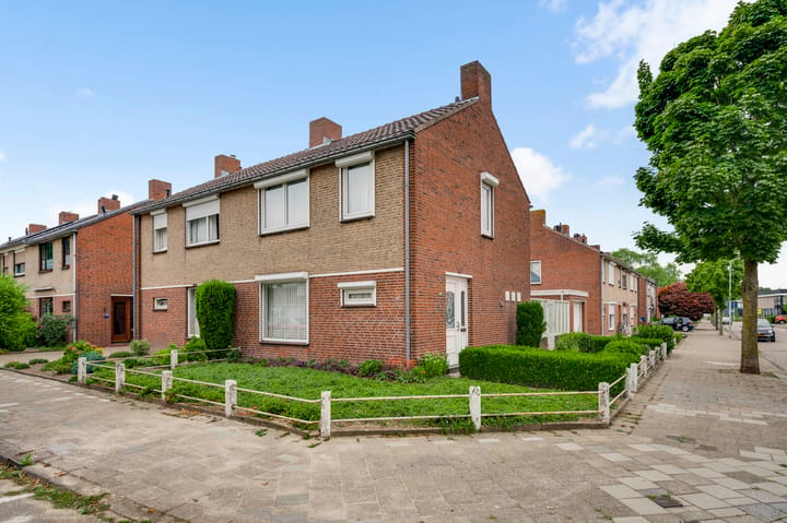 Eengezinswoning, hoekwoning Schuttebeemd 111 Weert