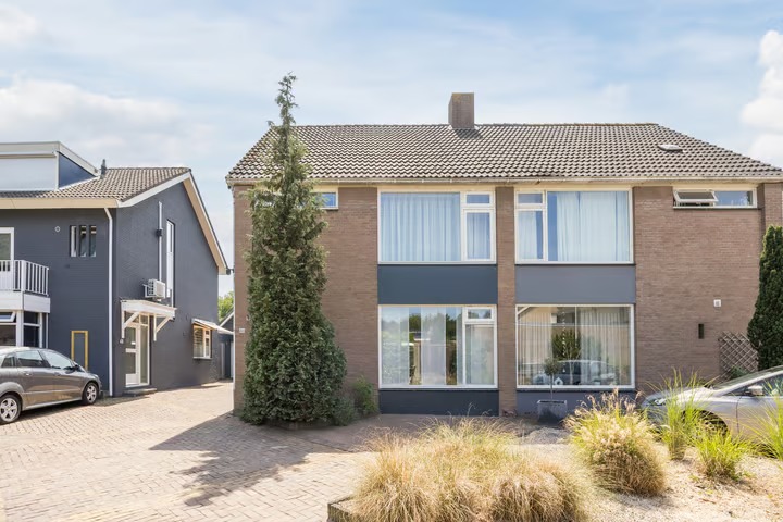 2-onder-1-kapwoning Eenlandsweg 46 in Halsteren