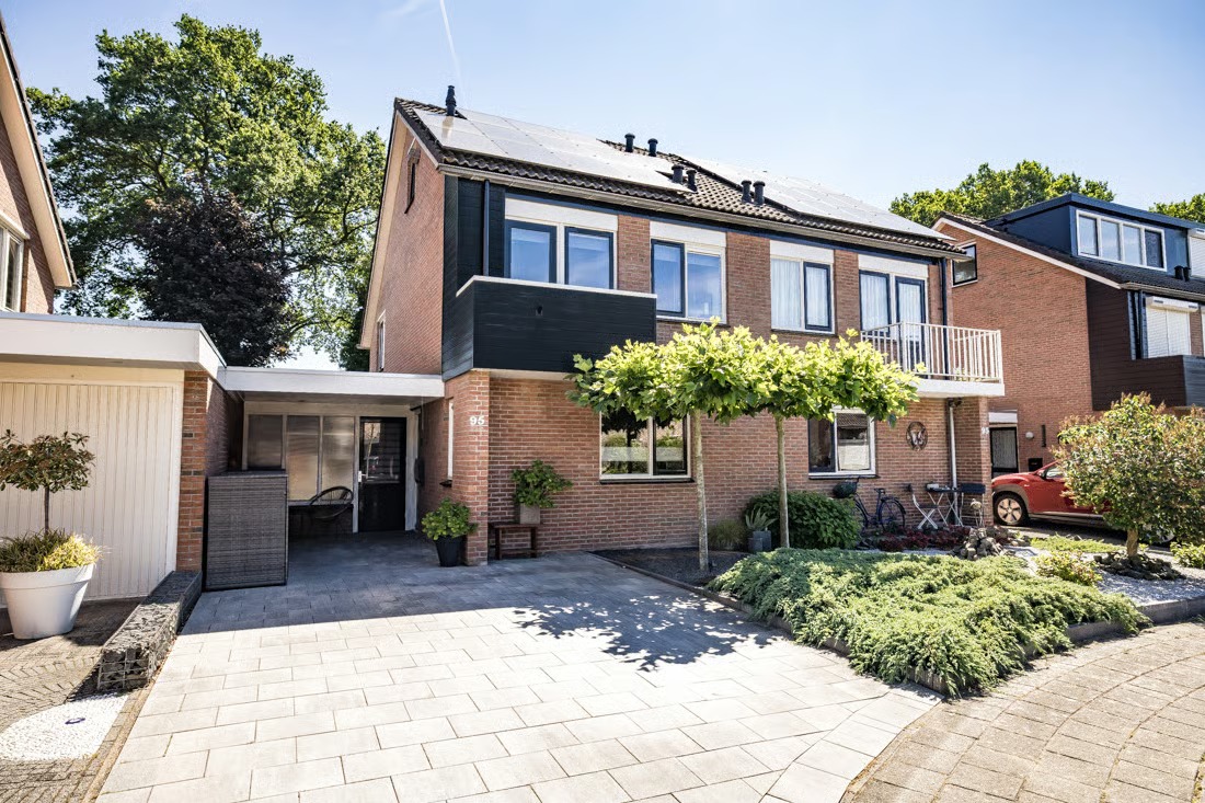 Geschakelde 2-onder-1-kapwoning De Wulp 95 in Almelo