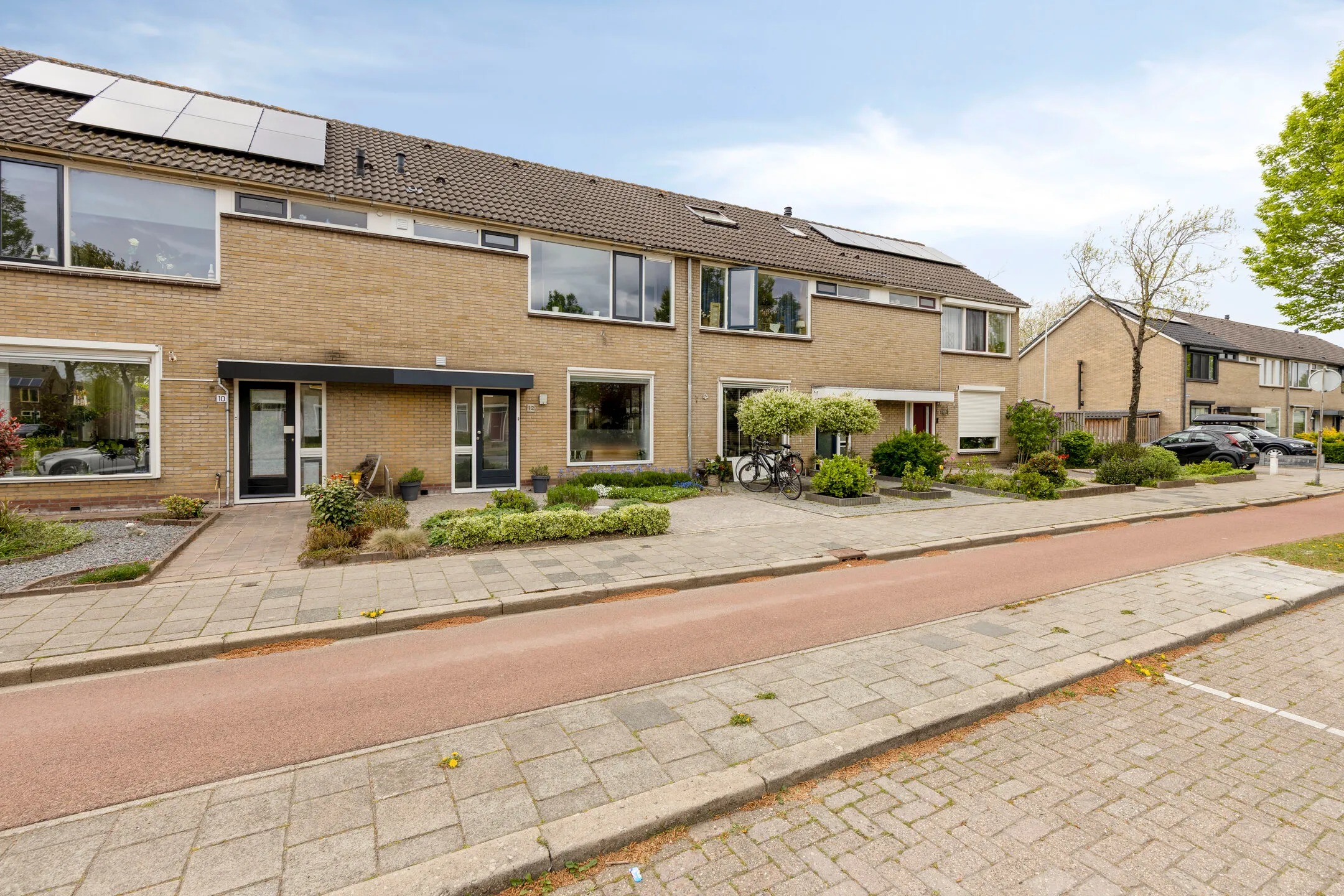Tussenwoning Van Hogendorplaan 12 Goes