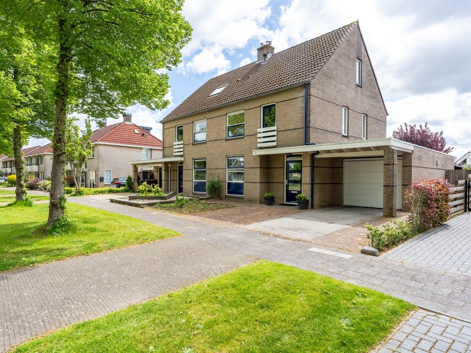 2-onder-1-kapwoning Duurschenlaan 19 in Gieten