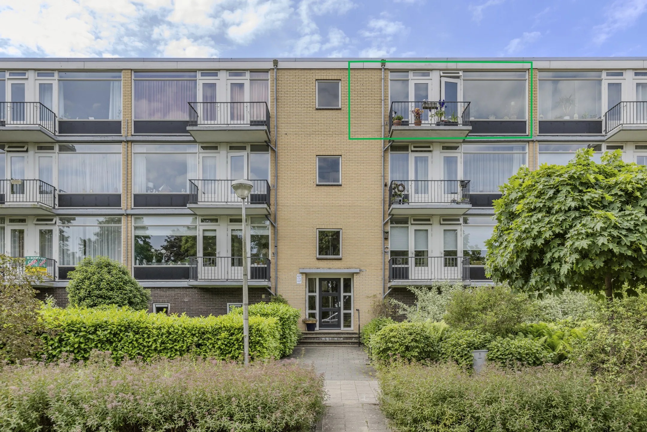 Portiekflat Dronensingel 111 in Bodegraven