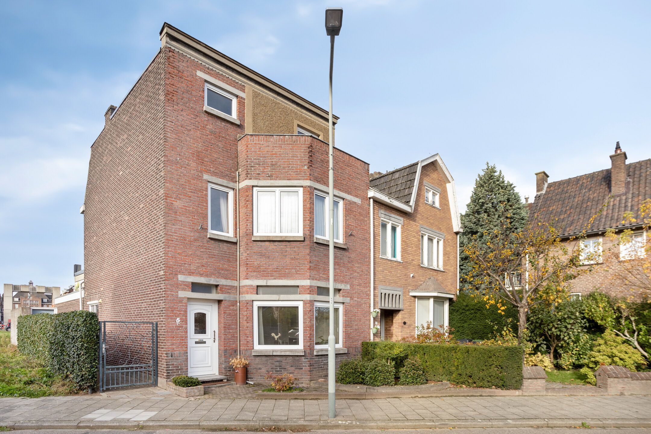 Eengezinswoning, 2-onder-1-kapwoning Op de Vey 5 in Geleen