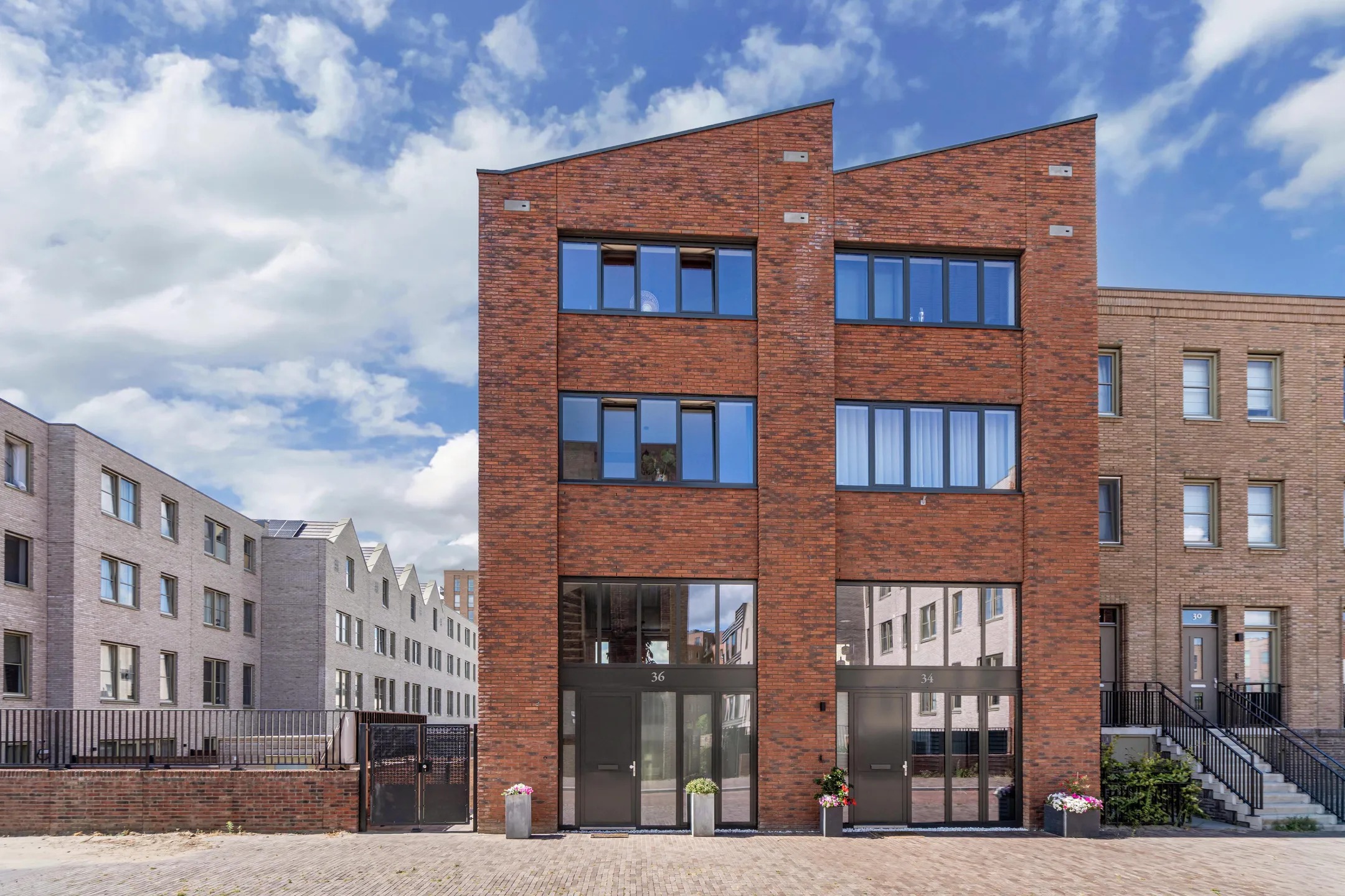 Eindwoning (split-level woning) Litouwenstraat 36 Almere