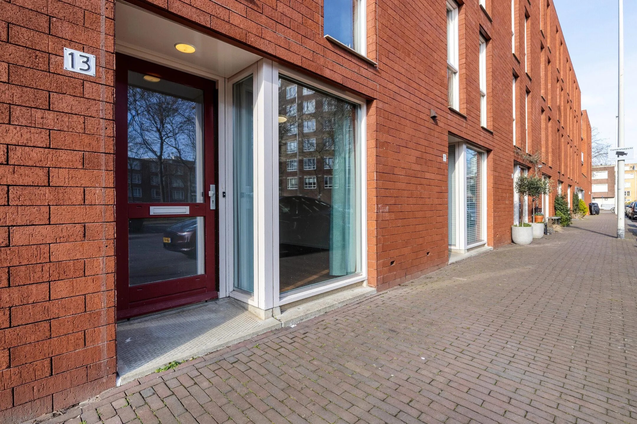 Benedenwoning Staalstraat 13 in Rotterdam