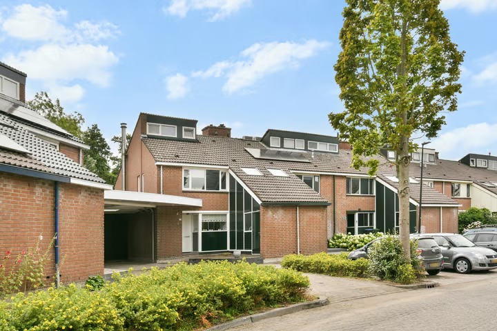 Hoekwoning Esdoorndreef 33 in Vlaardingen