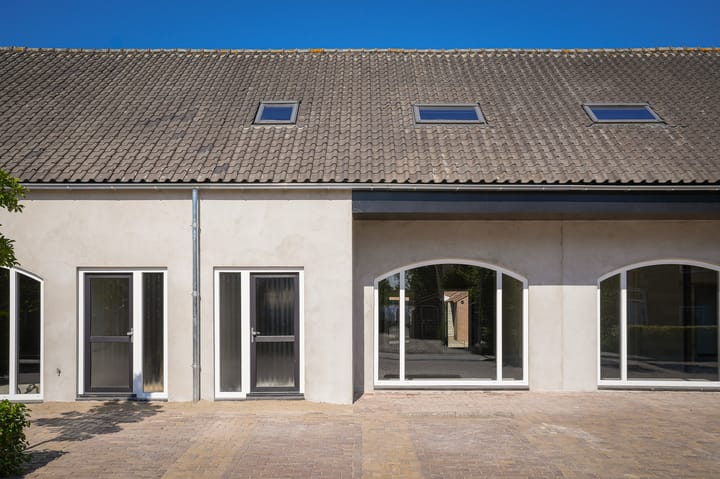 Eengezinswoning, tussenwoning Oranjelaan 1 c in Dodewaard