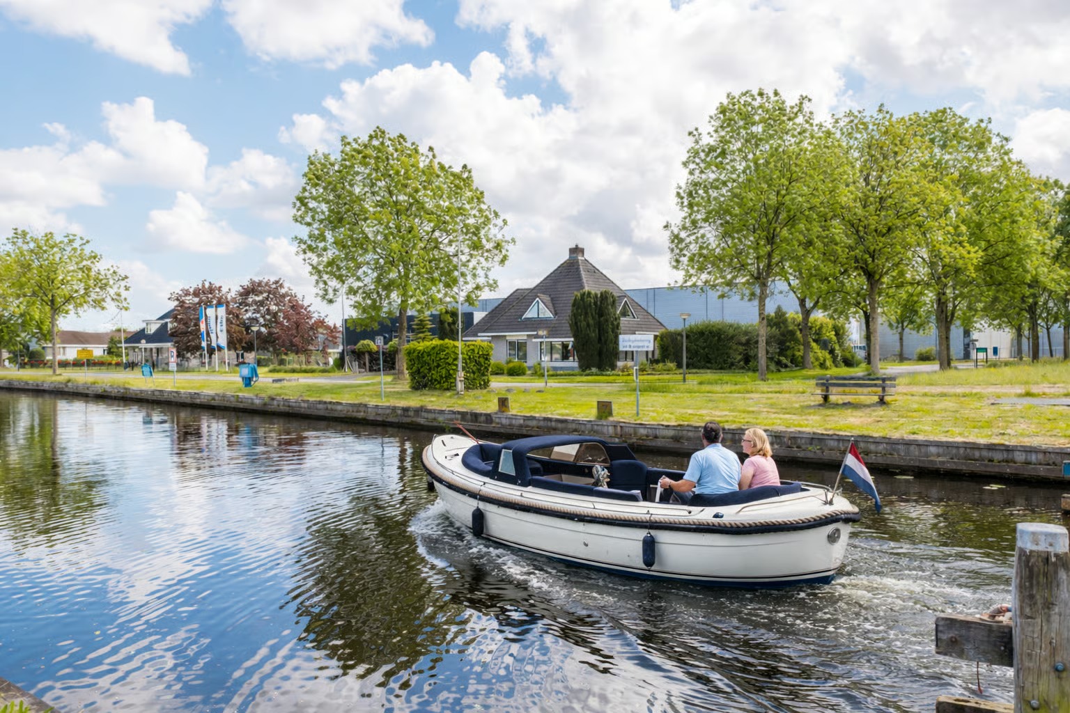 Vrijstaande woning (bedrijfs- of dienstwoning) De Kalkovens 8 in Gorredijk