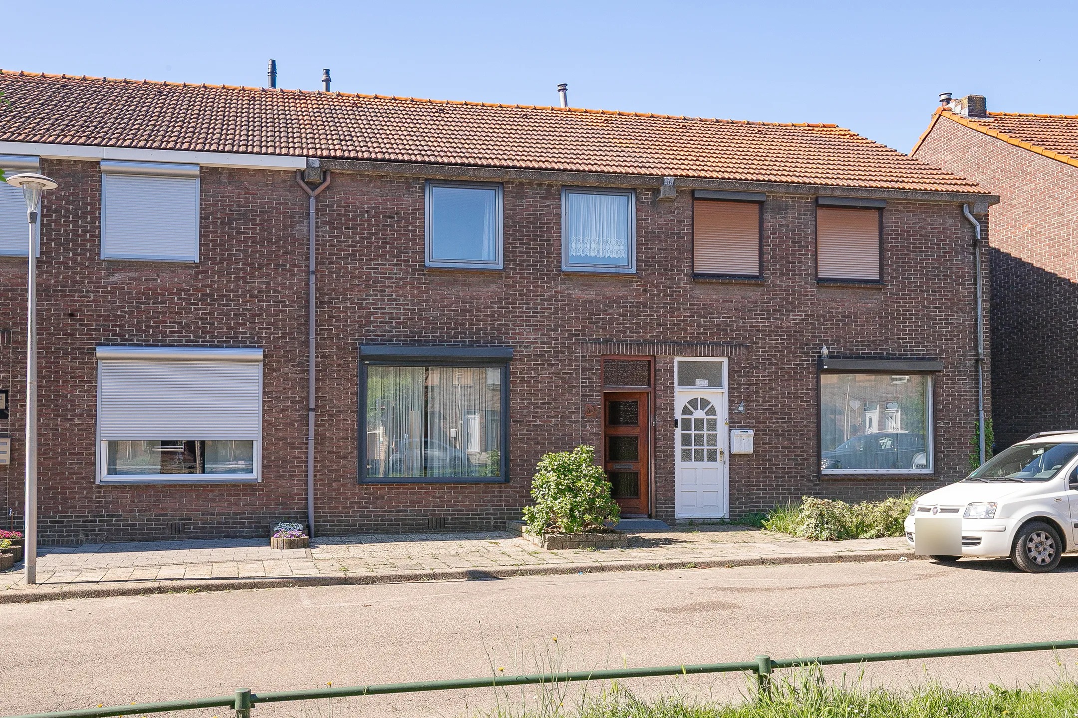 Tussenwoning Wolfshoofdplein 53 in Hoensbroek