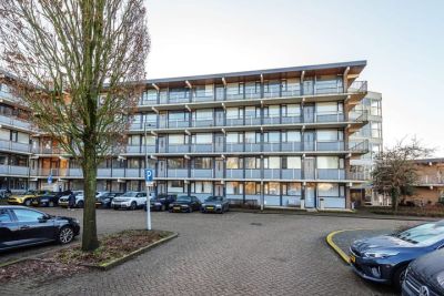 Galerijflat Meidoornweg 246 in Badhoevedorp