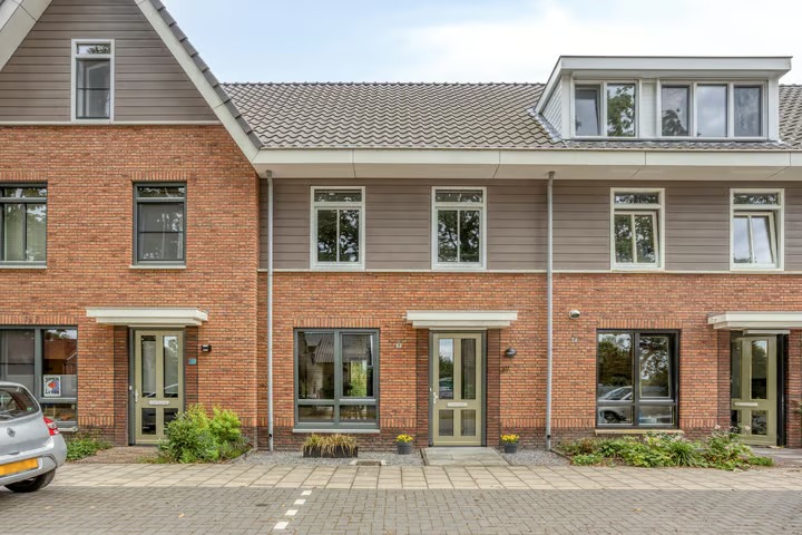 Tussenwoning Lindelaan 37 in Stevensbeek