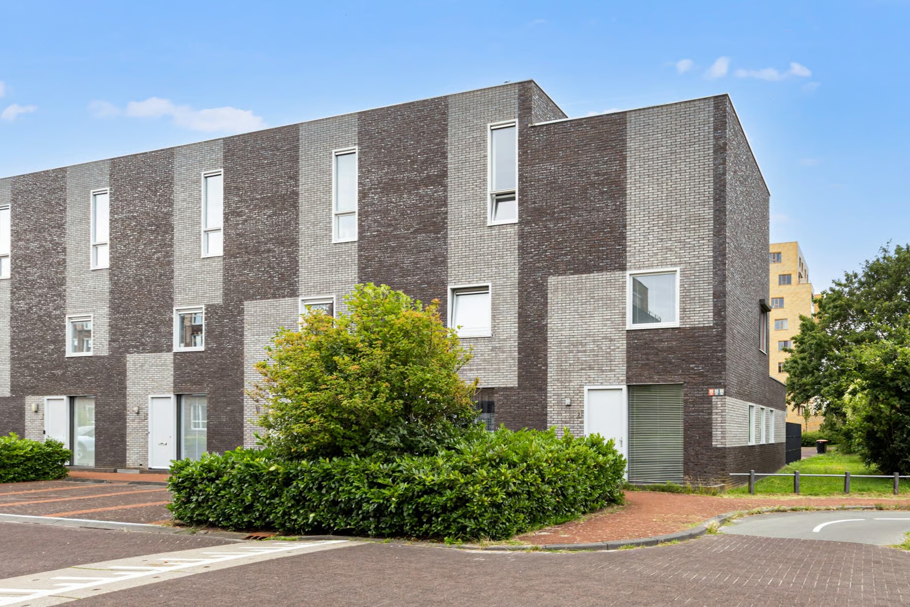 Hoekwoning Koningsbergenstraat 2 in Lelystad
