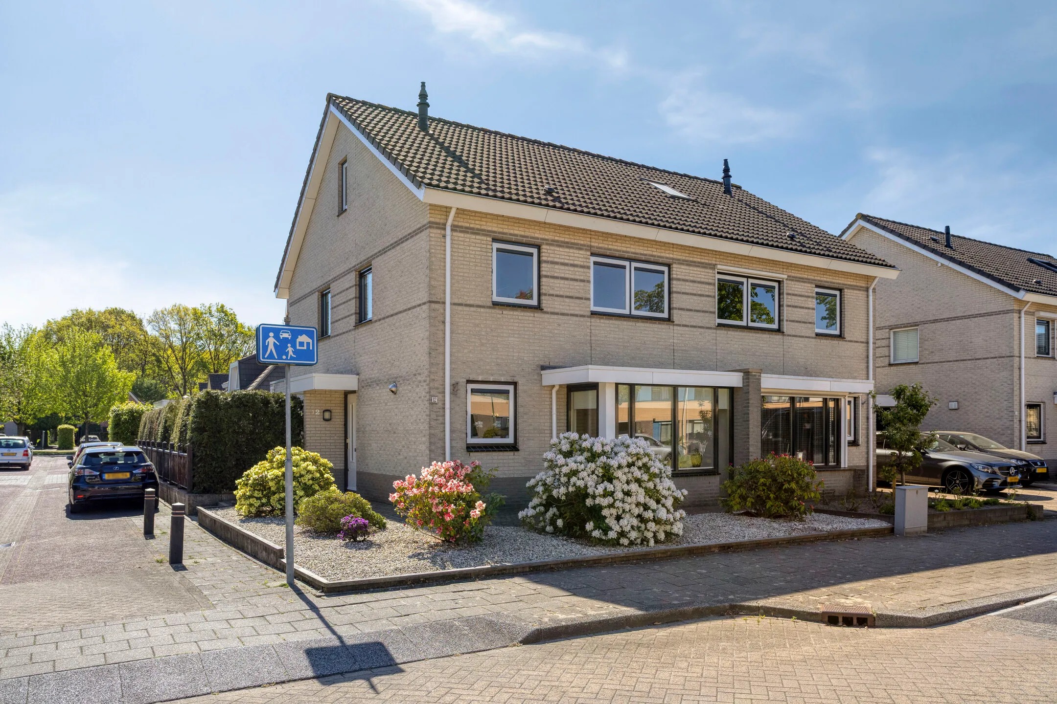 2-onder-1-kapwoning Linnaeuslaan 12 in Veenendaal