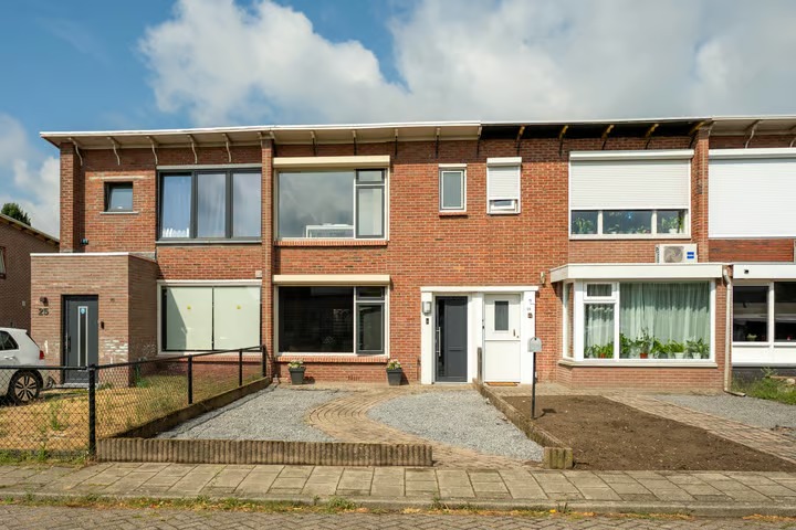 Tussenwoning Stenenhoef 27 in Ossendrecht