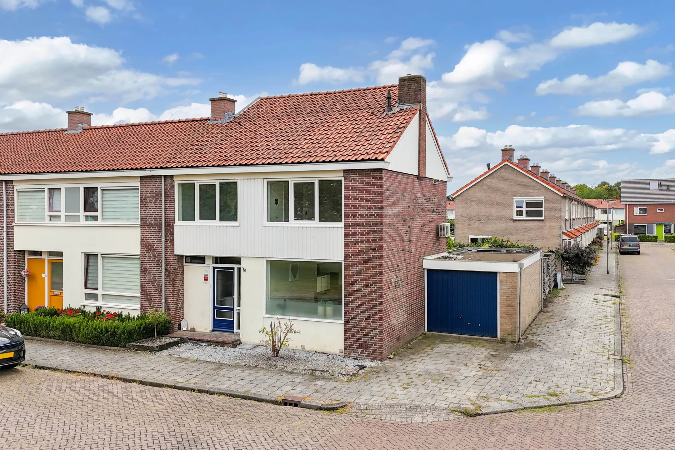 Hoekwoning Weidehof 34 in Biddinghuizen