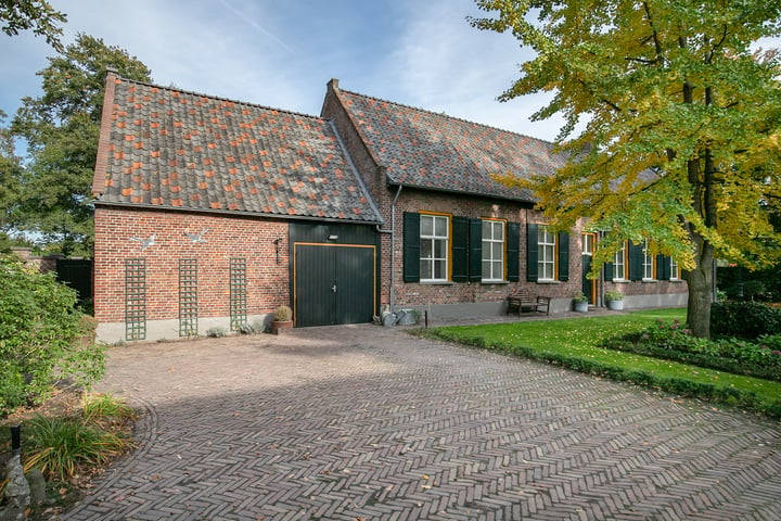 Woonboerderij, vrijstaande woning Dorpstraat 59 Luyksgestel